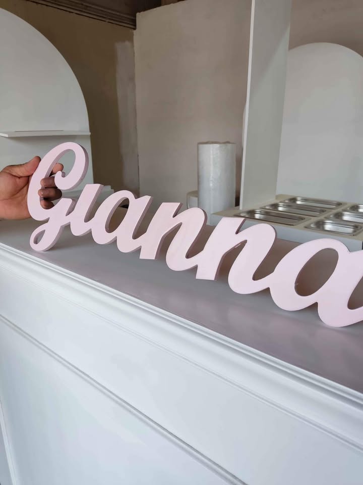 Nombresito Gianna en rosa