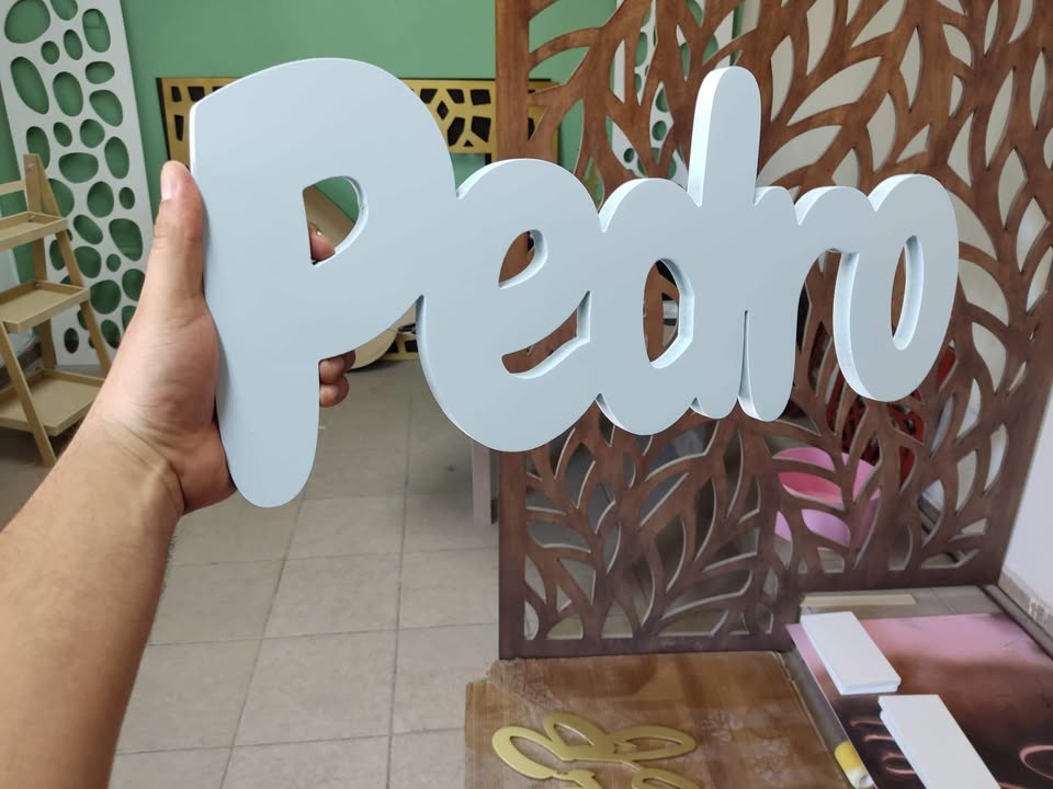 Nombresito Pedro en azul claro